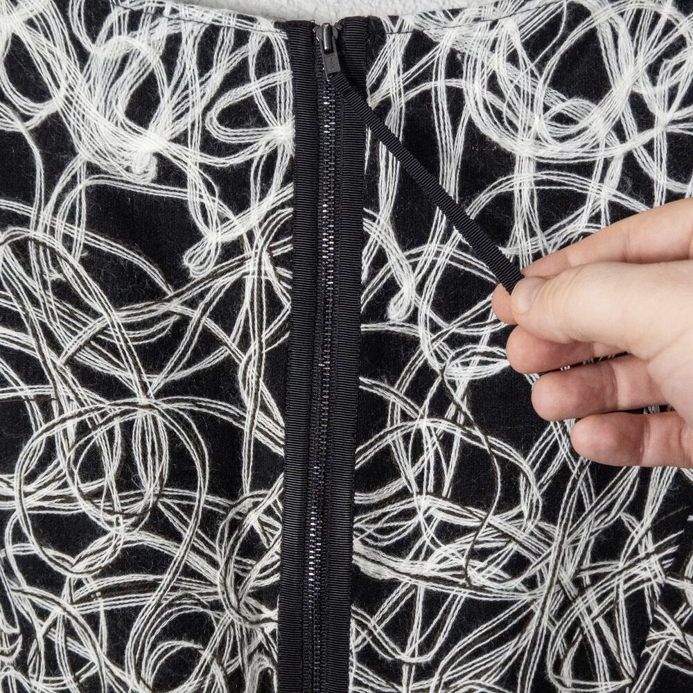 Maeve Dress Sleeveless Embroidered Black White Size 6 Statement Pattern - Picture 8 of 12